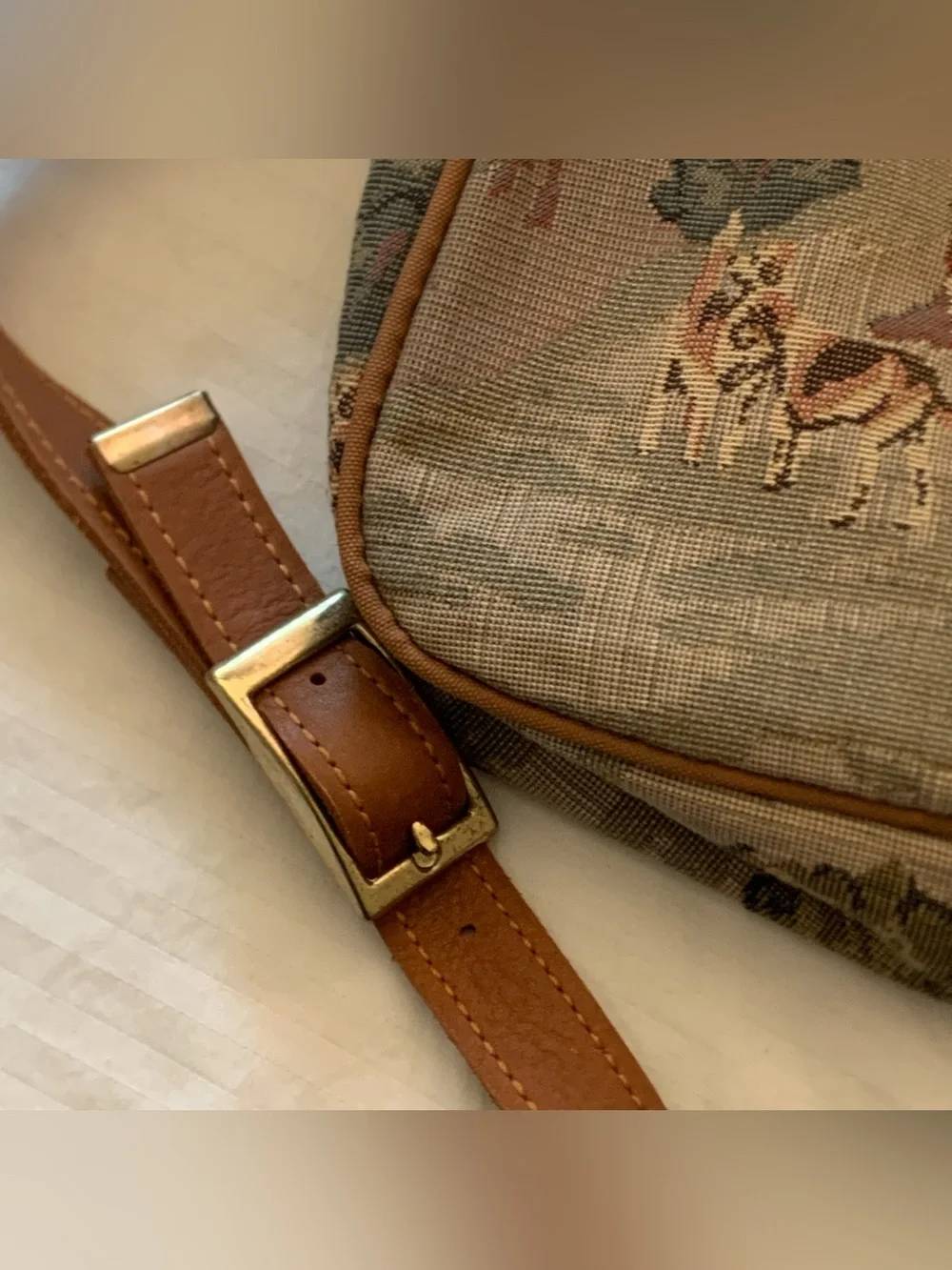 VINTAGE Orvis Brown Leather-Trim Tapestry Messenger Bag with Equestrian Scene